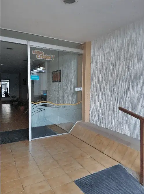 DEPARTAMENTO CON BALCÓN – CHIOZZA AL 3000, SAN BERNARDO ¡SALIDA DIRECTA A COSTANERA!