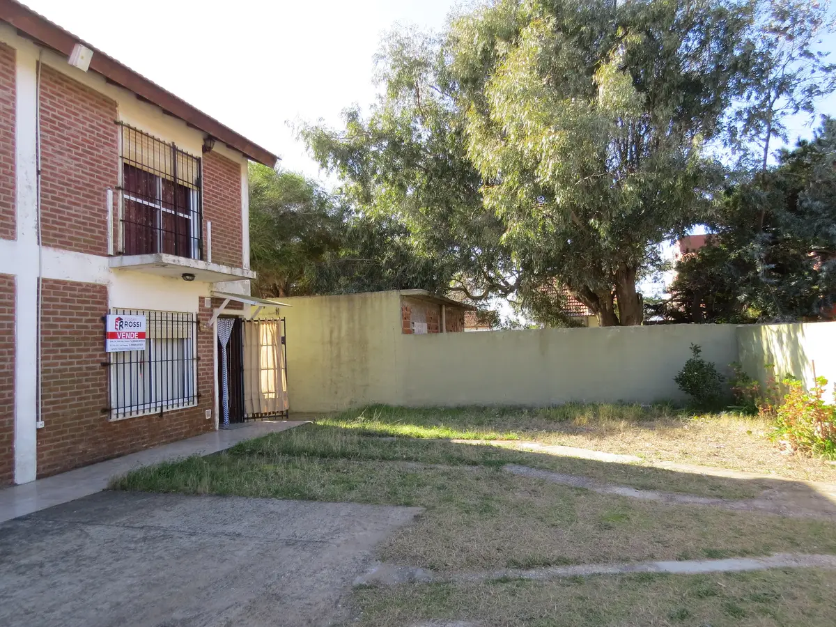 Dúplex con Balcones y Patio Privado – Calle 14 N°155, Las Toninas - Imagen 8