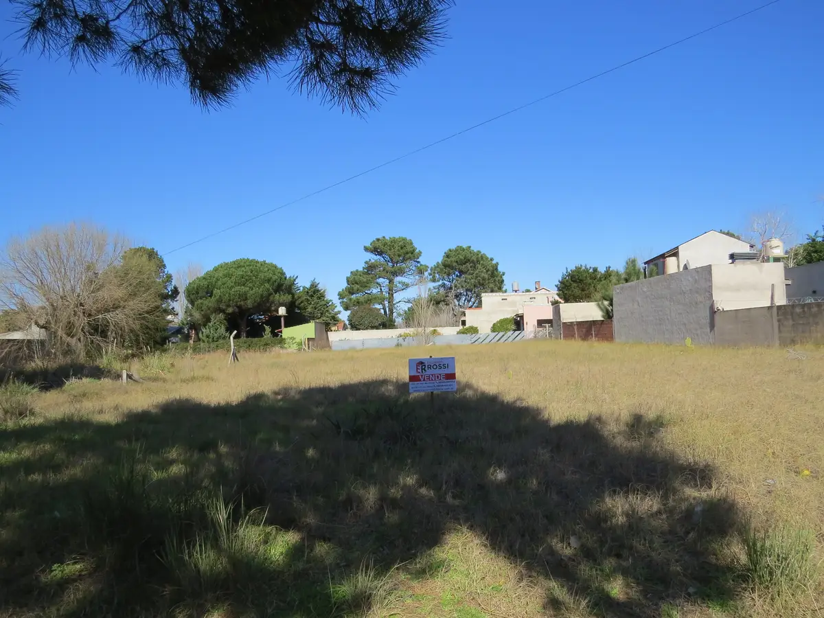 Gran Lote Llano Ideal para Construir – Calle 54 e/ 9 y 11, Costa Chica - Imagen 5