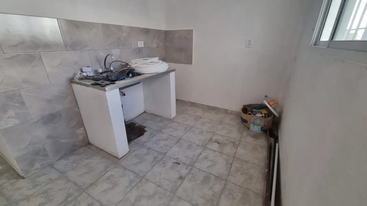 Local a Estrenar con Patio y Parrilla – Calle 7 N°1955, Las Toninas - Imagen 9