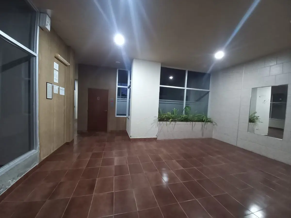 Departamento en Venta – Calle 43 e/ 2 y 3 ST - Imagen 2