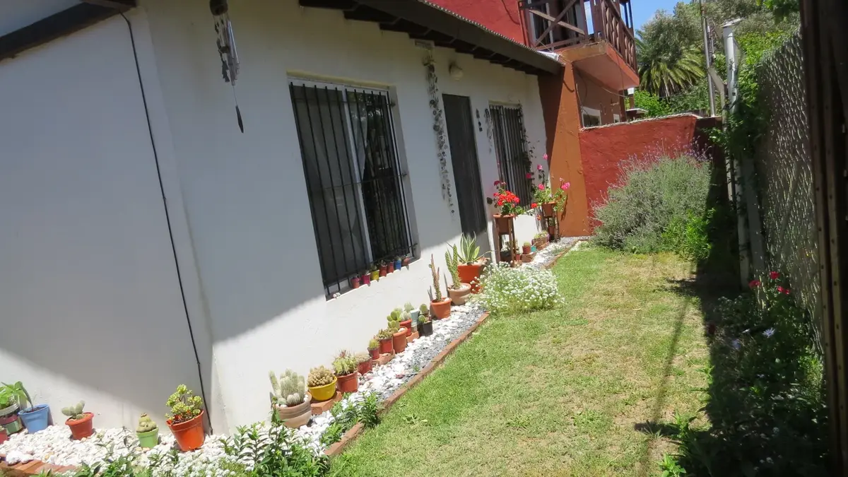 Casa con amplio parque – Calle 42 N°956, Las Toninas. - Imagen 14