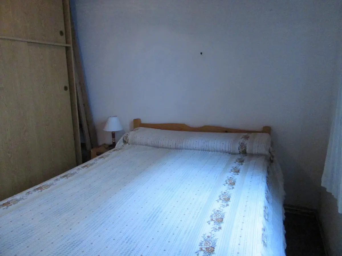 Dúplex sobre avenida comercial – Zona Centro, Las Toninas - Imagen 3