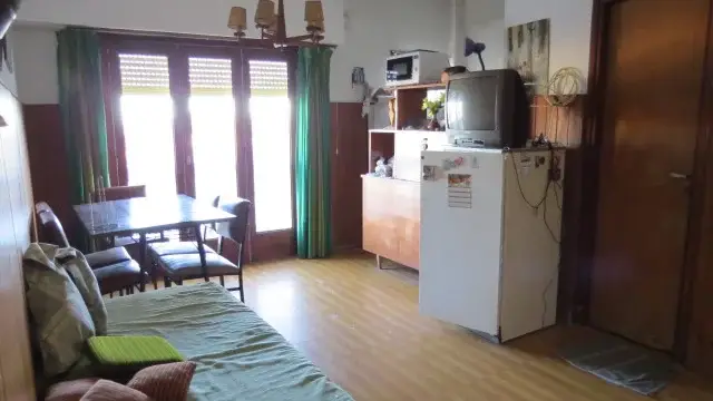 Monoambiente sobre centro peatonal y a una cuadra del mar – Peatonal, Las Toninas - Imagen 6