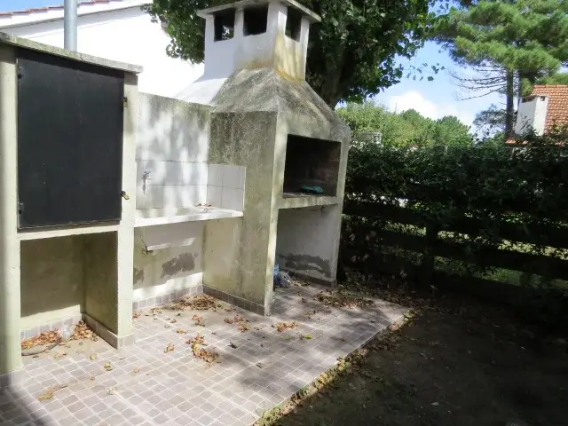 Dúplex con patio, parrilla y excelente ubicación – Calle 9 N° 2541 UF3, Las Toninas - Imagen 1