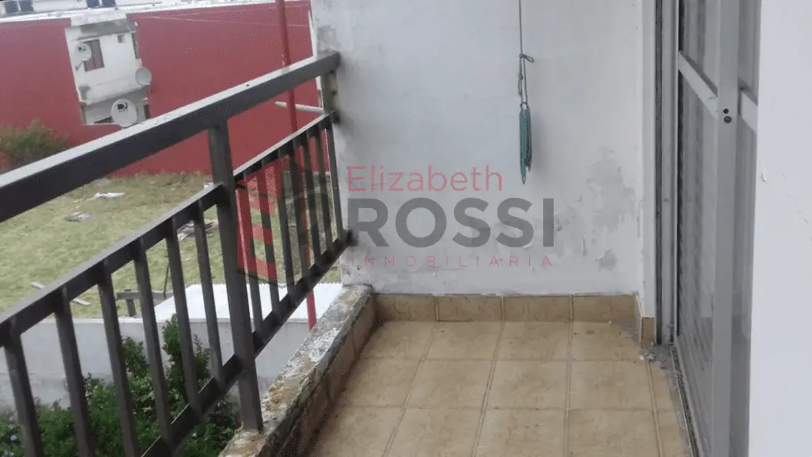 A metros de la playa y sobre el centro turístico –Calle 1 N° 1858 e/40 y 42,Las Toninas - Imagen 3