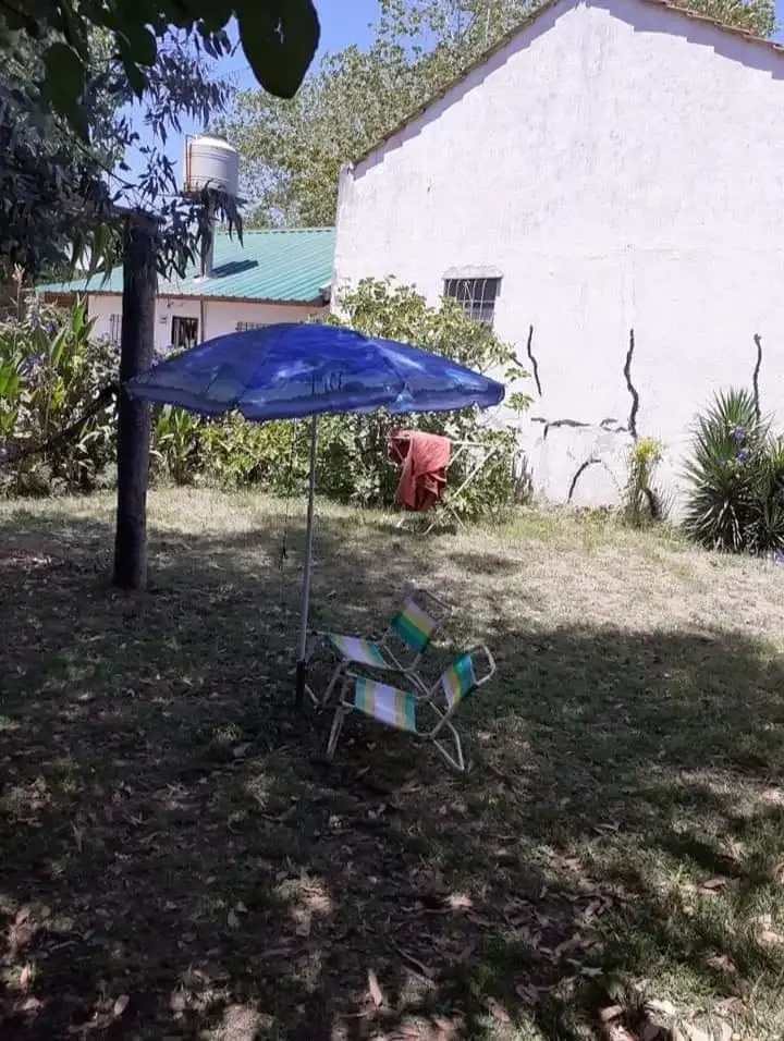 Casa con hermoso patio – Calle 19 n°1590,Las Toninas - Imagen 2