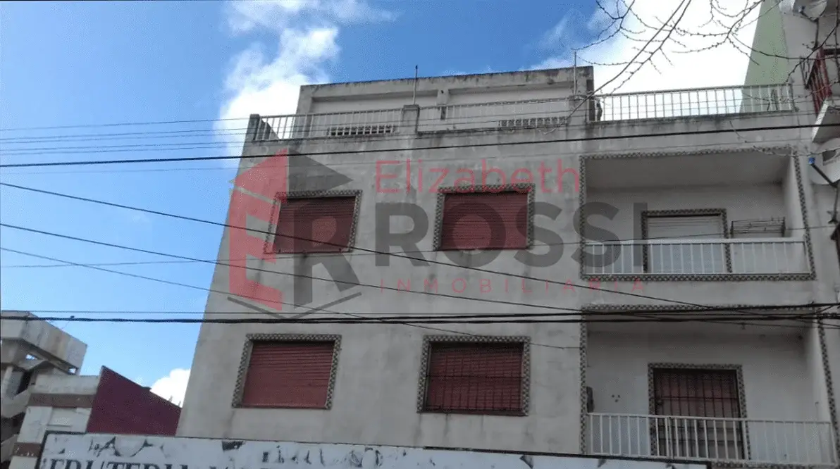 A metros de la playa y sobre peatonal – Calle 1 N° 1878 , e/40 y 42, Las Toninas - Imagen 1