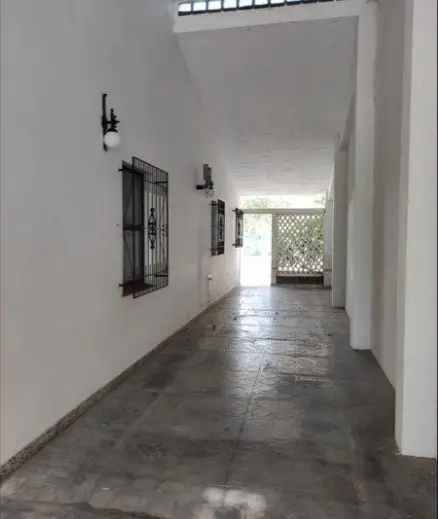 Amplio Chalet con Parque – Calle 13 N° 1779, Las Toninas - Imagen 13