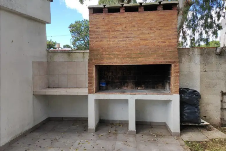 Amplio Chalet con Parque – Calle 13 N° 1779, Las Toninas - Imagen 7