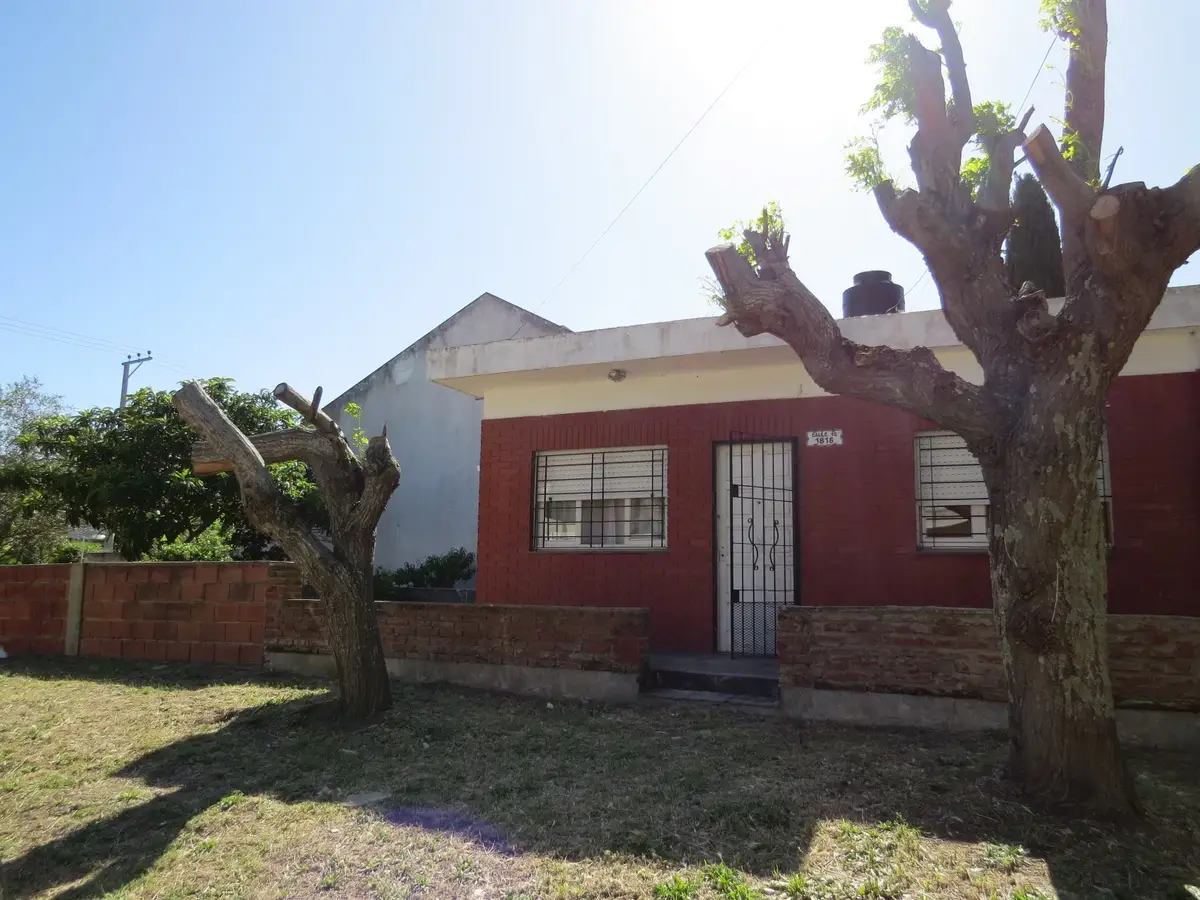 Oportunidad Casa en Esquina – Calle 13 y 40 N° 1816, Las Toninas