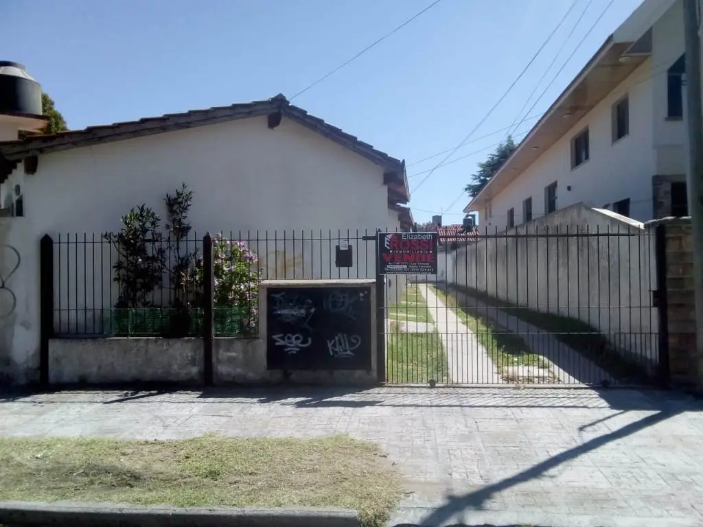 Casas en PH 3 ambientes  – Calle 40 N° 651 e/ 6 y 7, Santa Teresita