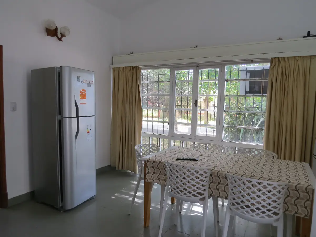 🌴 Casa amplia con quincho y gran capacidad – Zona cercana al mar, Las Toninas - Imagen 10