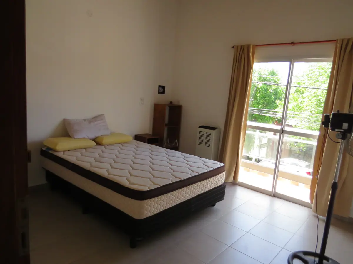 🏡 Dúplex cómodo a 3 cuadras del mar – Av. 7 N°2079 UF 1, Las Toninas - Imagen 2