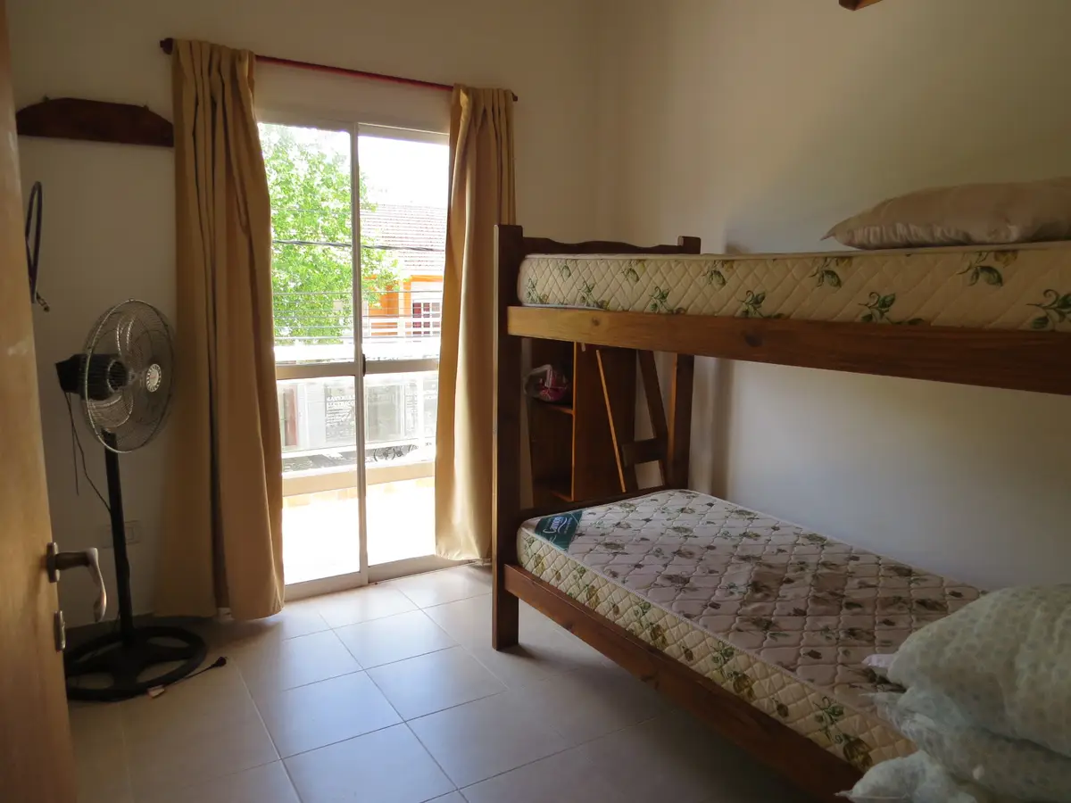 🏡 Dúplex cómodo a 3 cuadras del mar – Av. 7 N°2079 UF 1, Las Toninas - Imagen 3