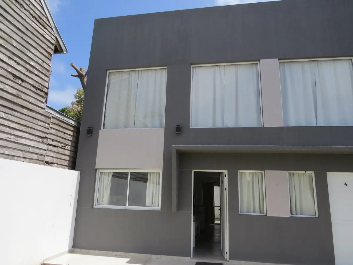 🏡 Departamento con patio