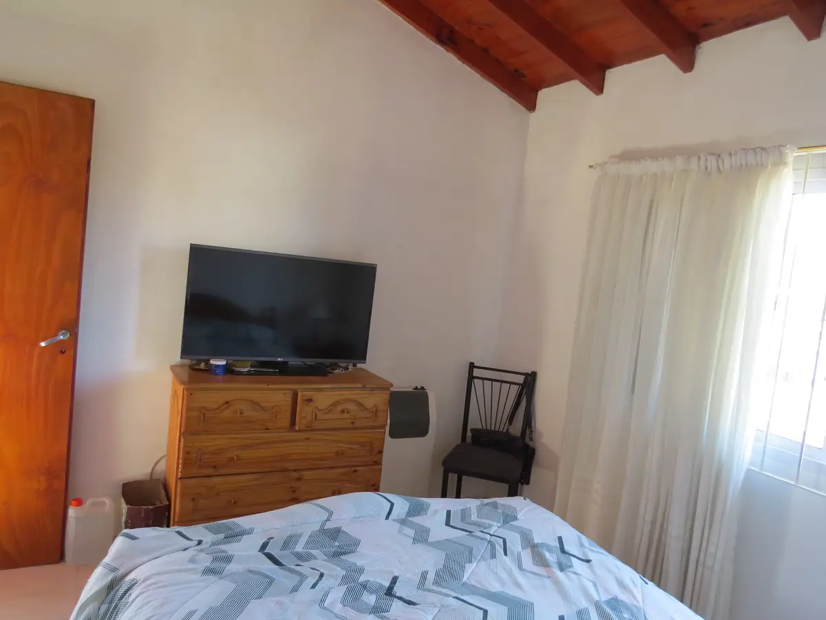 Casa con quincho, patio y garaje cerrado – Calle 11 N°2228, Las Toninas - Imagen 4