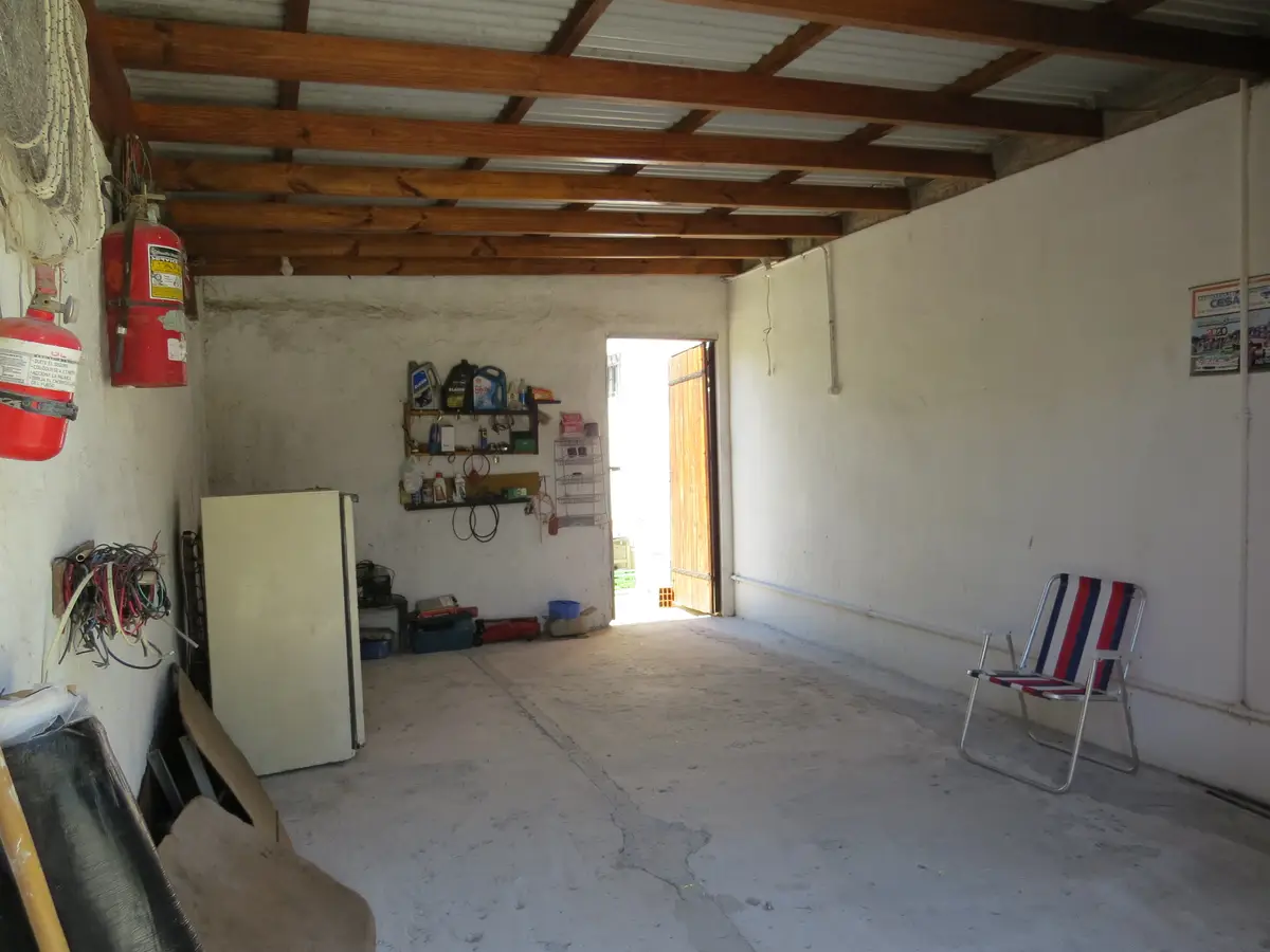 Casa con quincho, patio y garaje cerrado – Calle 11 N°2228, Las Toninas - Imagen 9