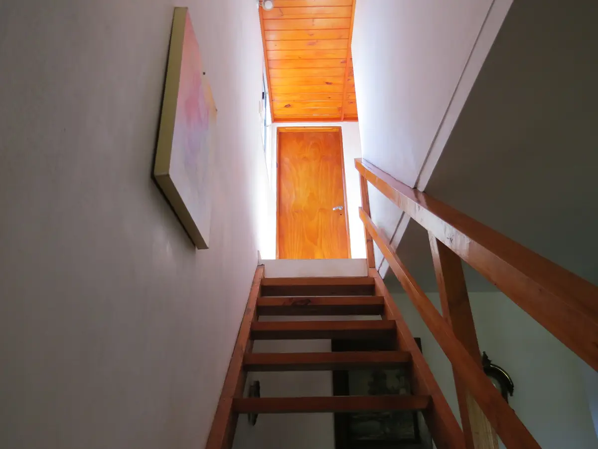 Casa con quincho, patio y garaje cerrado – Calle 11 N°2228, Las Toninas - Imagen 10