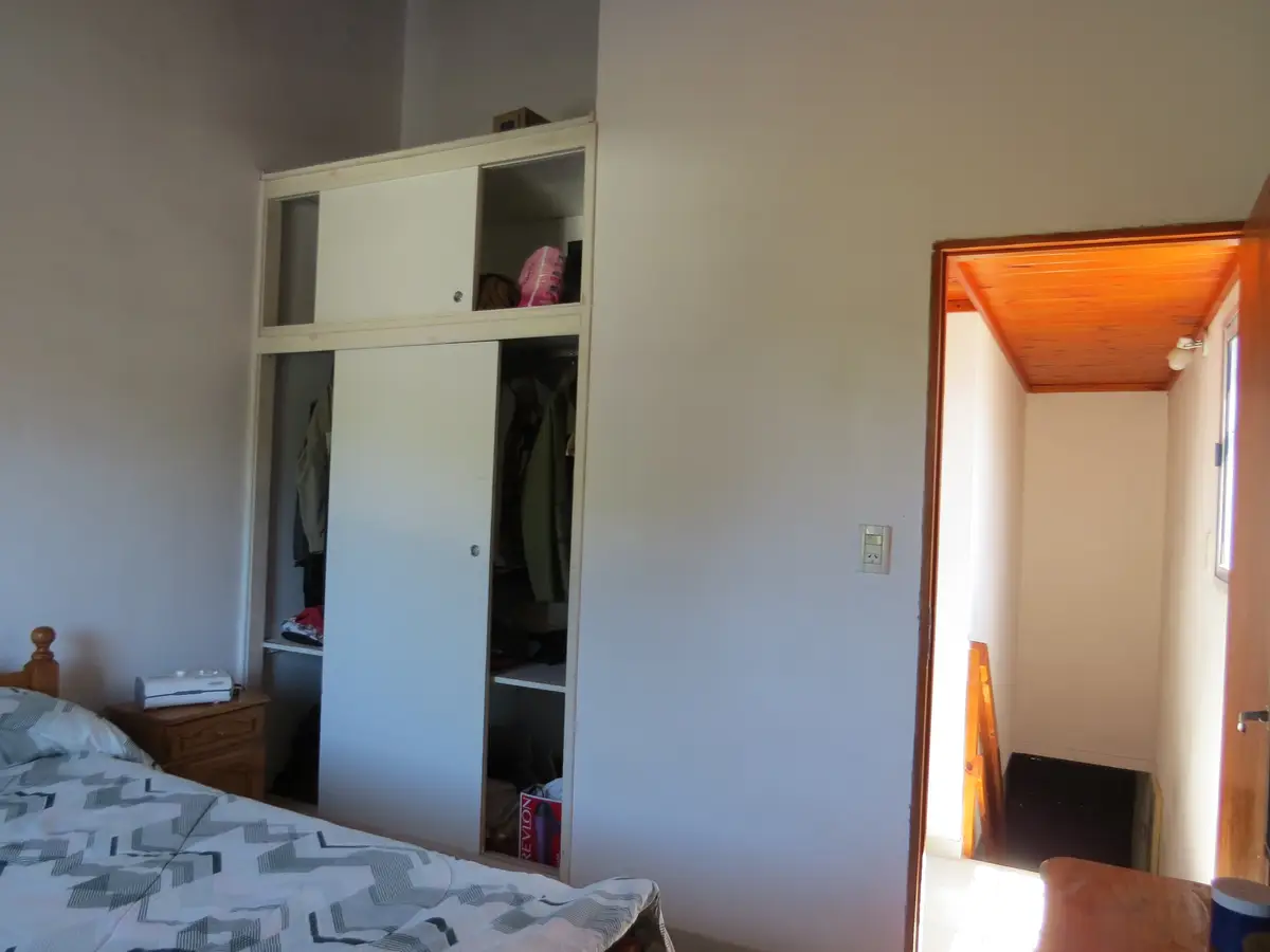 Casa con quincho, patio y garaje cerrado – Calle 11 N°2228, Las Toninas - Imagen 12