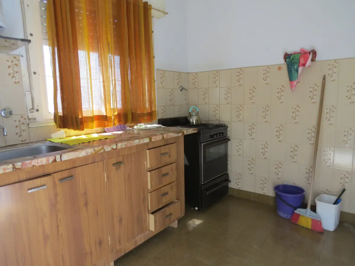 Casa con patio y parrilla – Calle 5 N°1666, Las Toninas - Imagen 10