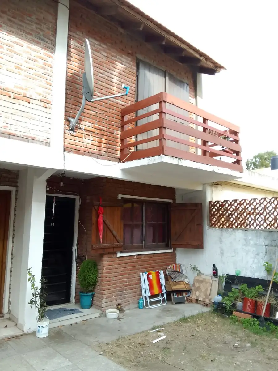 Dúplex en Venta – Av. 41 N° 472 e/ 4 y 5, Santa Teresita