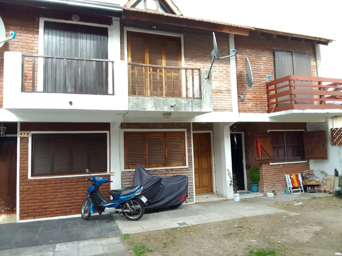 Dúplex en Venta – Av. 41 N° 472 e/ 4 y 5, Santa Teresita - Imagen 8