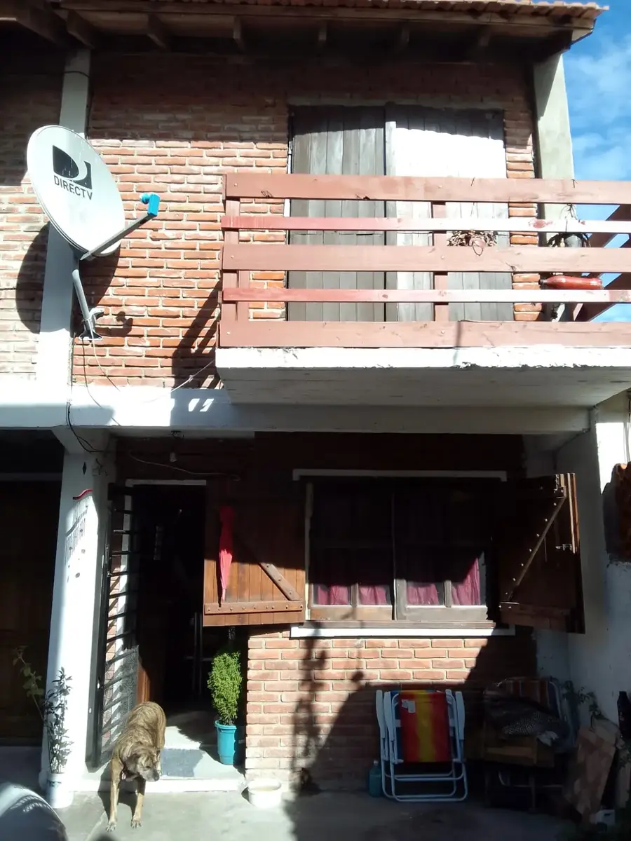 Dúplex en Venta – Av. 41 N° 472 e/ 4 y 5, Santa Teresita - Imagen 9