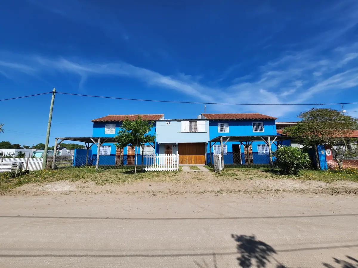 Complejo en Block con Gran Parque – Calle 9 N° 931, Las Toninas