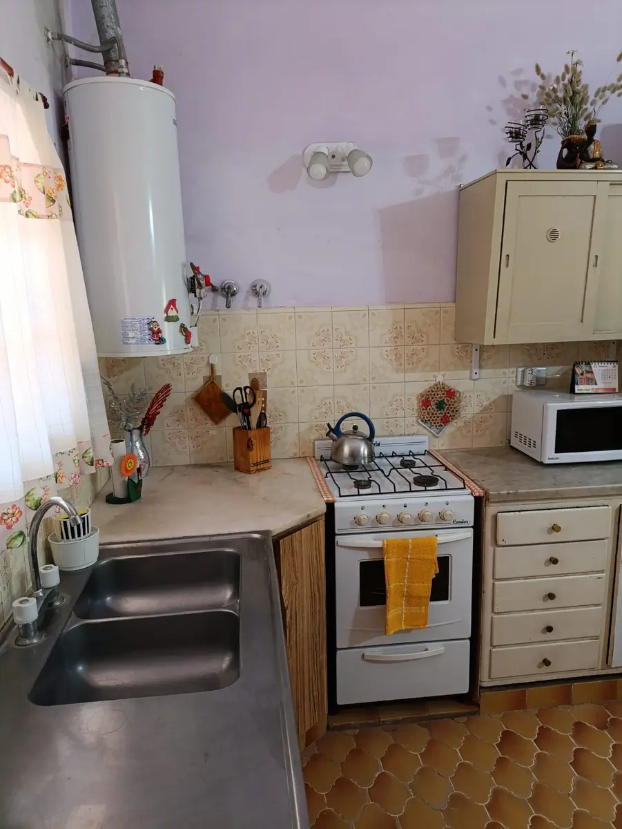 Hermosa casa con patio - Imagen 10