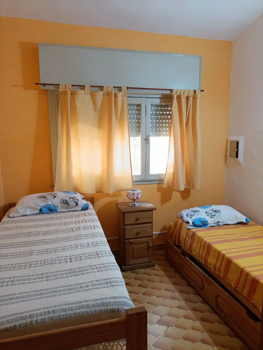 Hermosa casa con patio - Imagen 12