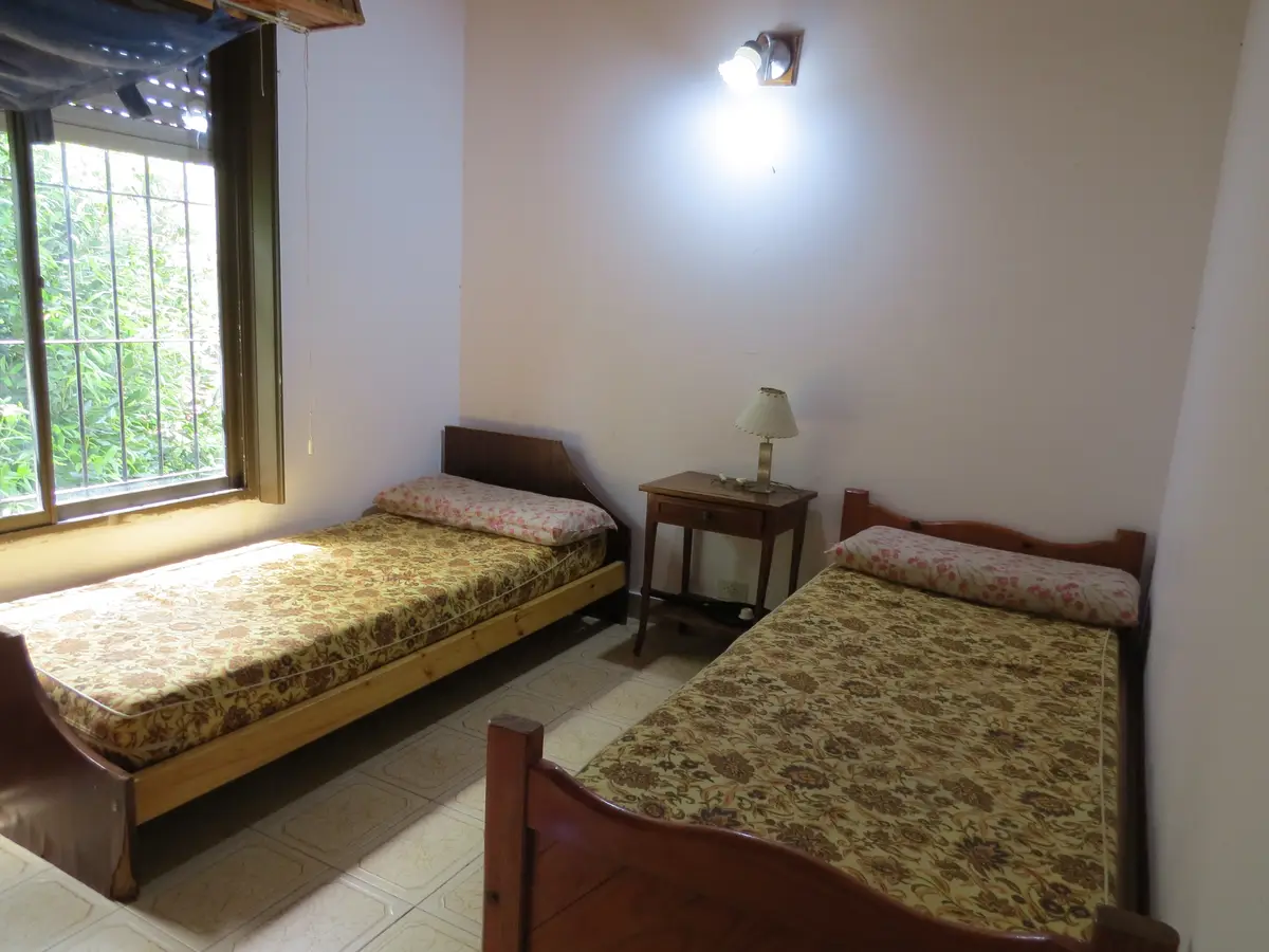 Casa con patio y parrilla – Calle 5 Nº 1198, Las Toninas - Imagen 2