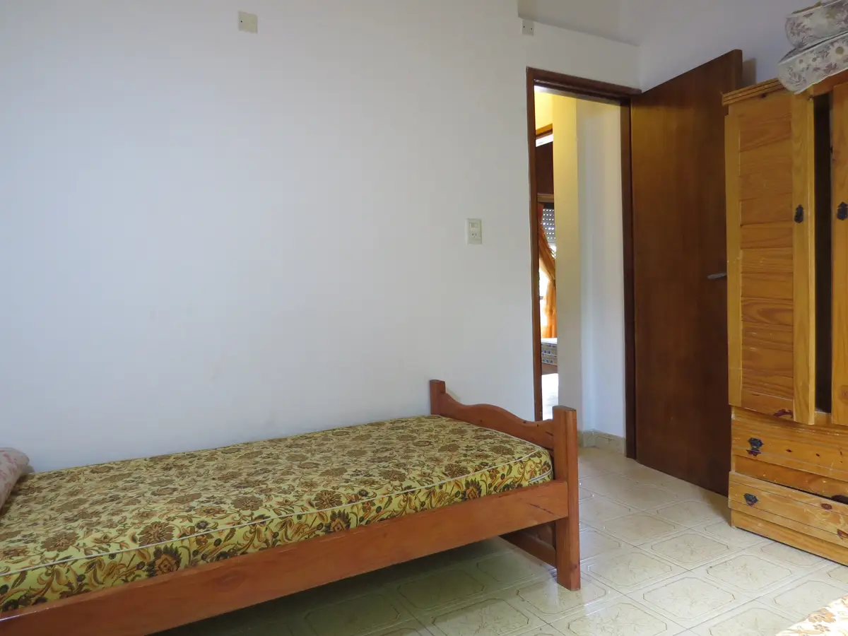 Casa con patio y parrilla – Calle 5 Nº 1198, Las Toninas - Imagen 3