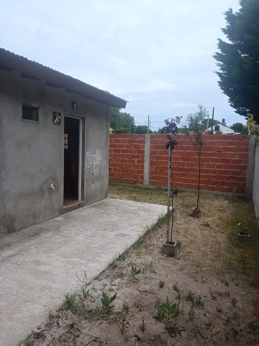 Casa con Patio y Garage – Calle 46 N° 586, Santa Teresita - Imagen 4
