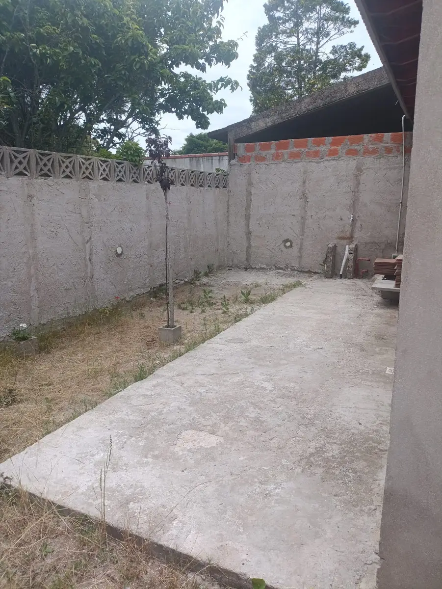 Casa con Patio y Garage – Calle 46 N° 586, Santa Teresita - Imagen 5