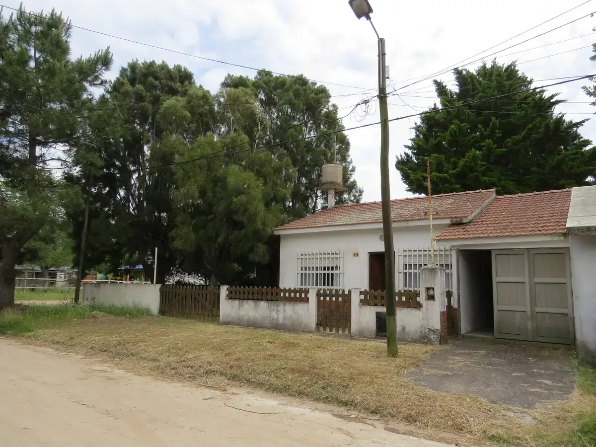 Casa con amplio patio y parrilla – Calle 10 y 7 N° 395, Las Toninas