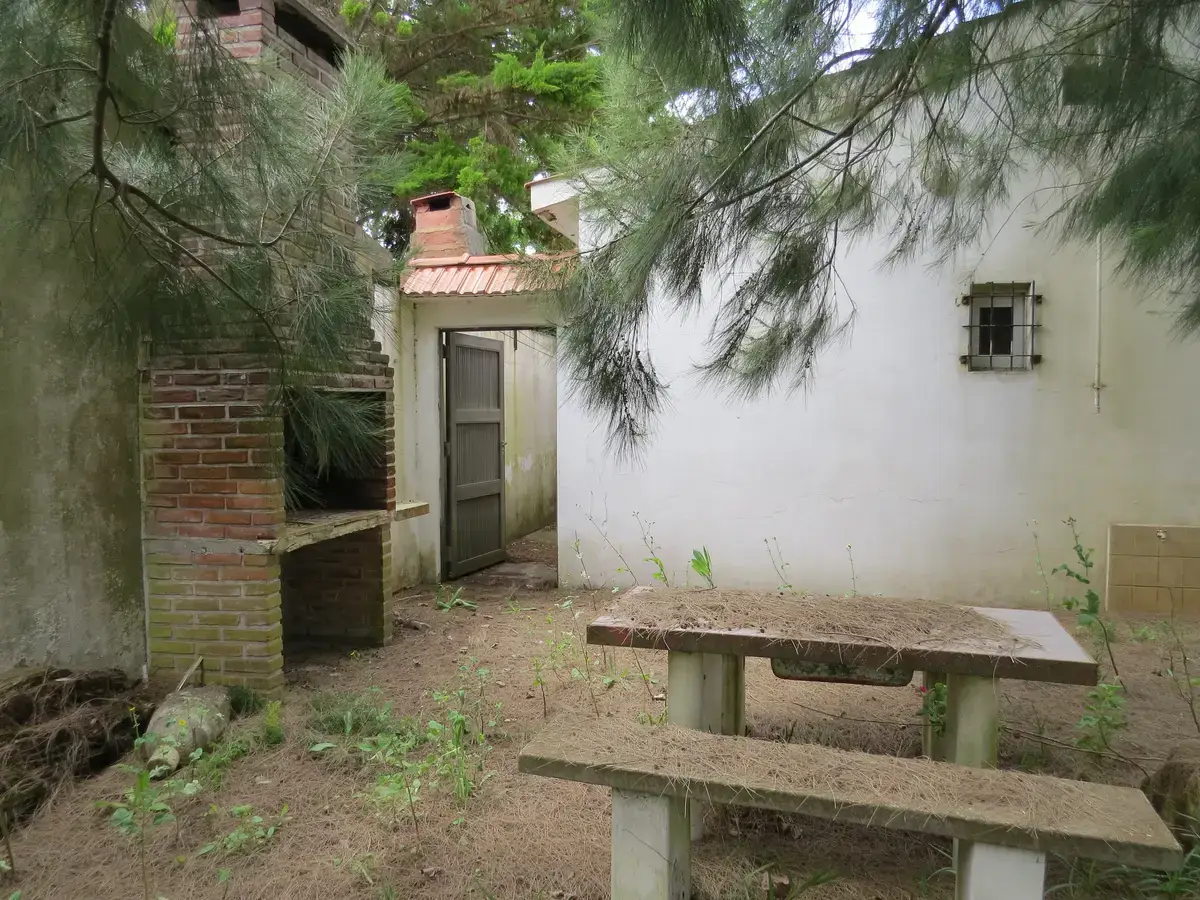 Casa con amplio patio y parrilla – Calle 10 y 7 N° 395, Las Toninas - Imagen 9