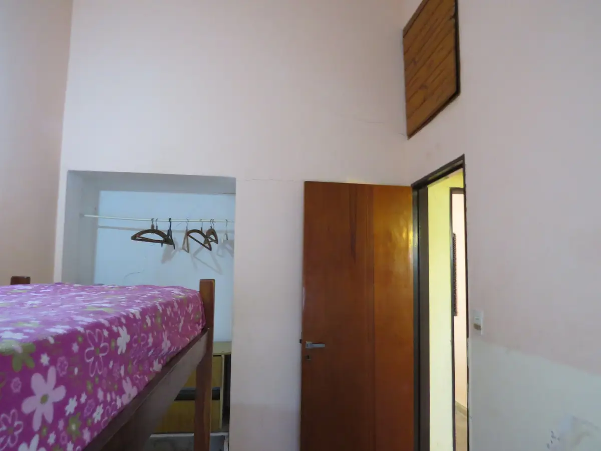 Casa con Cochera y Amplio Terreno – Calle 44 N° 970, Las Toninas - Imagen 5