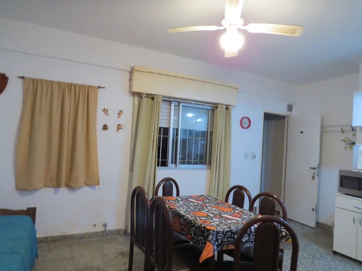 Departamento sobre Peatonal – Calle 36 y 1, Primer Piso - Imagen 12