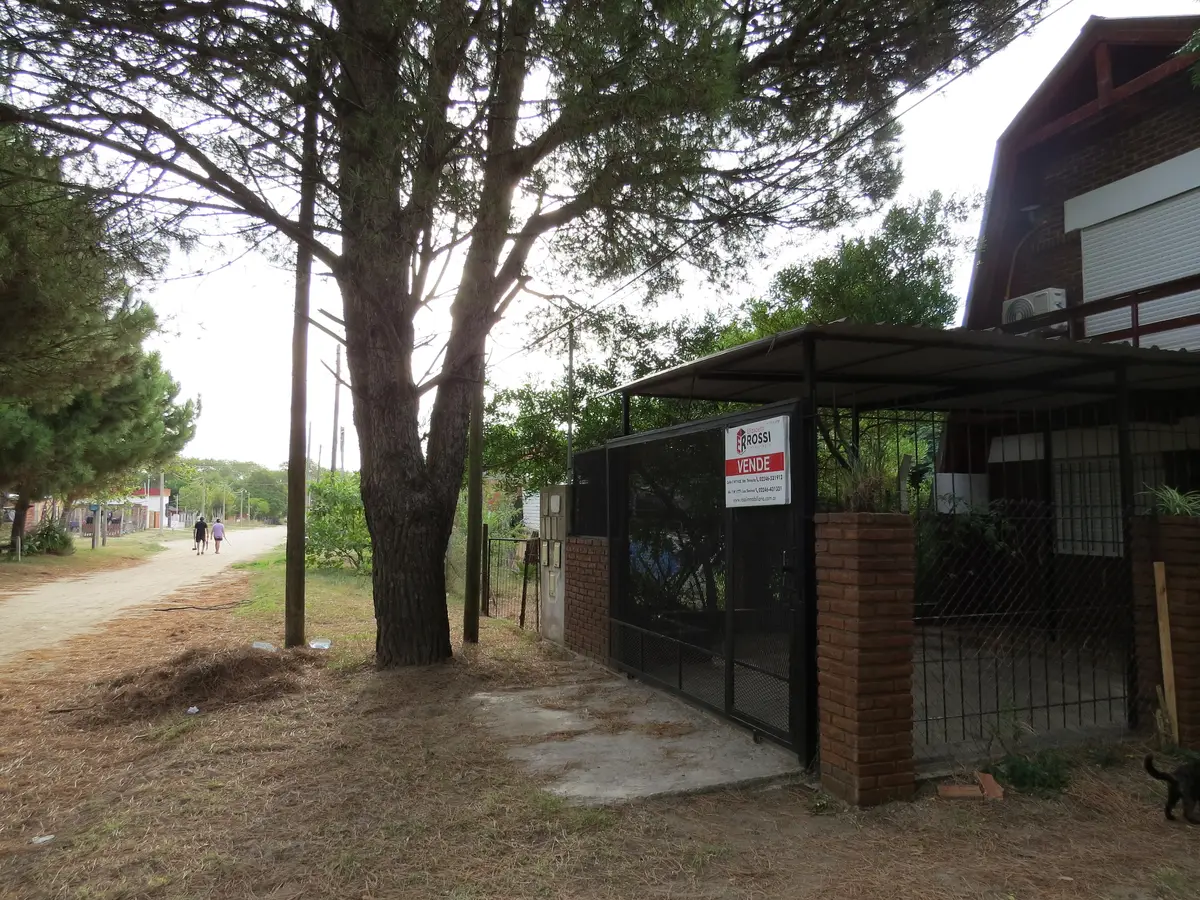 Casa Alpina en Complejo – Calle 16 Nº 943, Las Toninas - Imagen 2