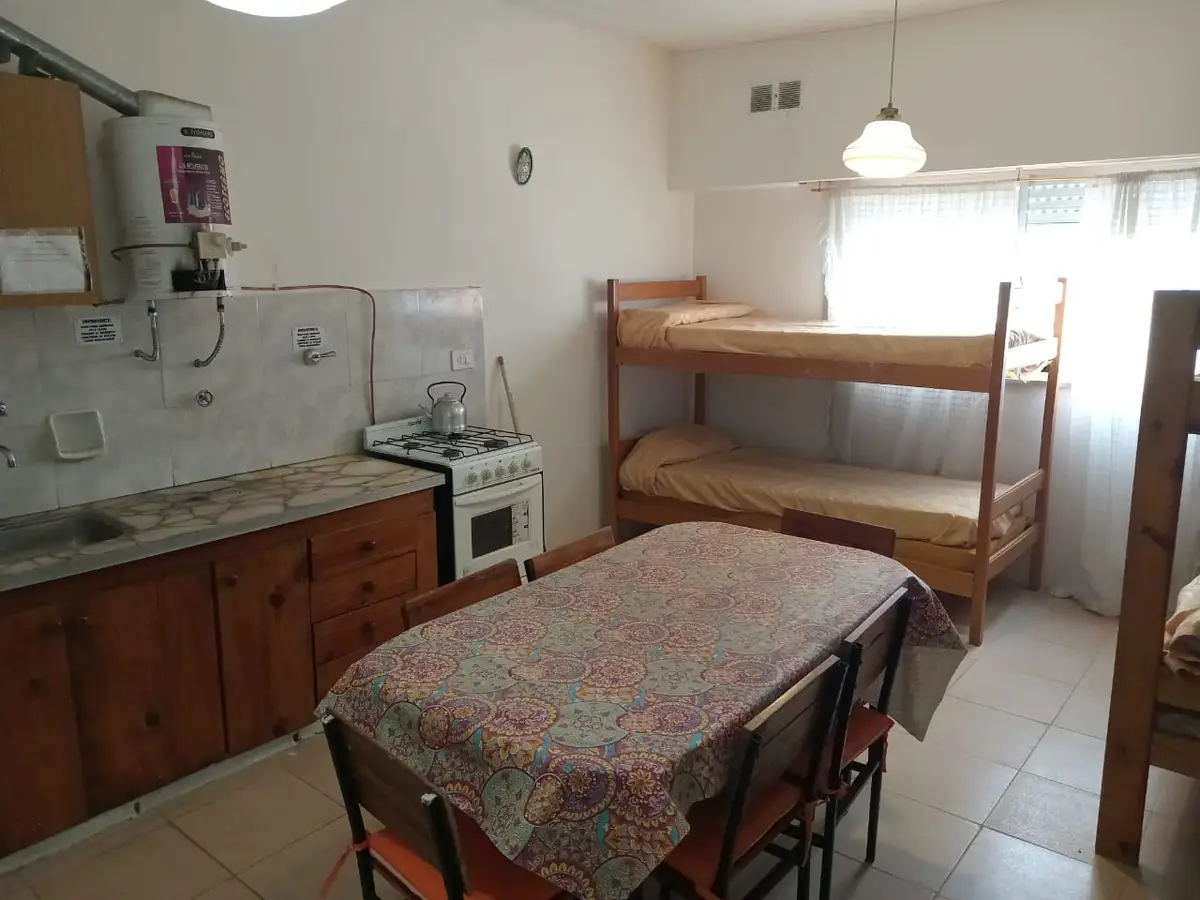 OPORTUNIDAD!! DEPARTAMENTO 2 AMB. AL FRENTE VISTA AL MAR A 30 Mts. DE LA PLAYA! - Imagen 3