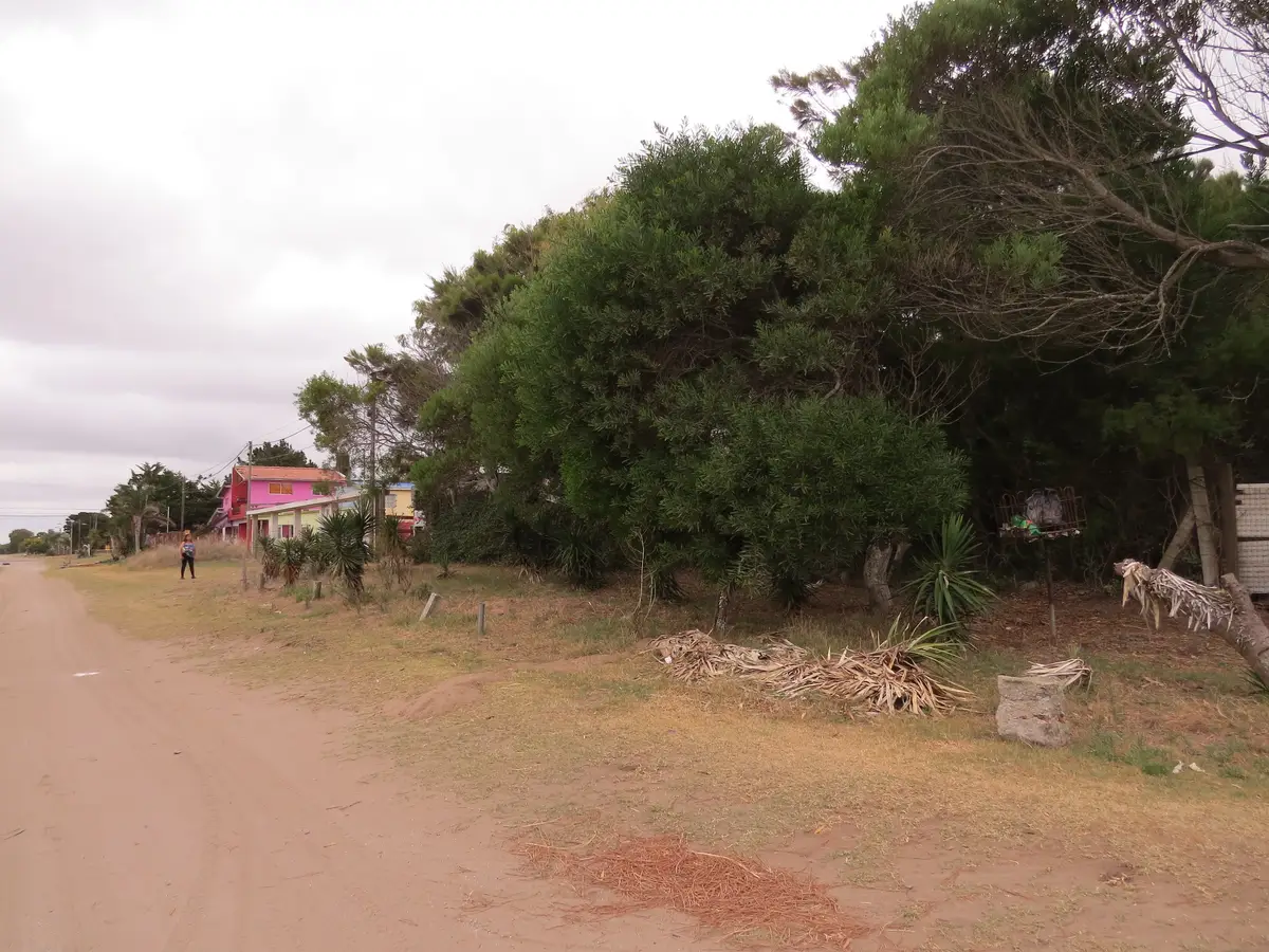 Complejo de Cabañas Alpinas + Lote Libre Frente a los Médanos – Calle 58 N°197, Costa Chica - Imagen 5
