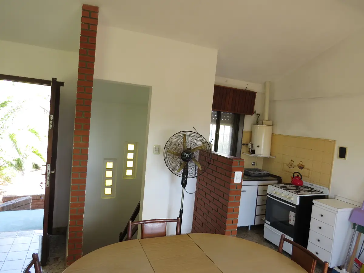 Casa en Altura con Vista al Mar – Calle 1 N°528, Las Toninas - Imagen 2