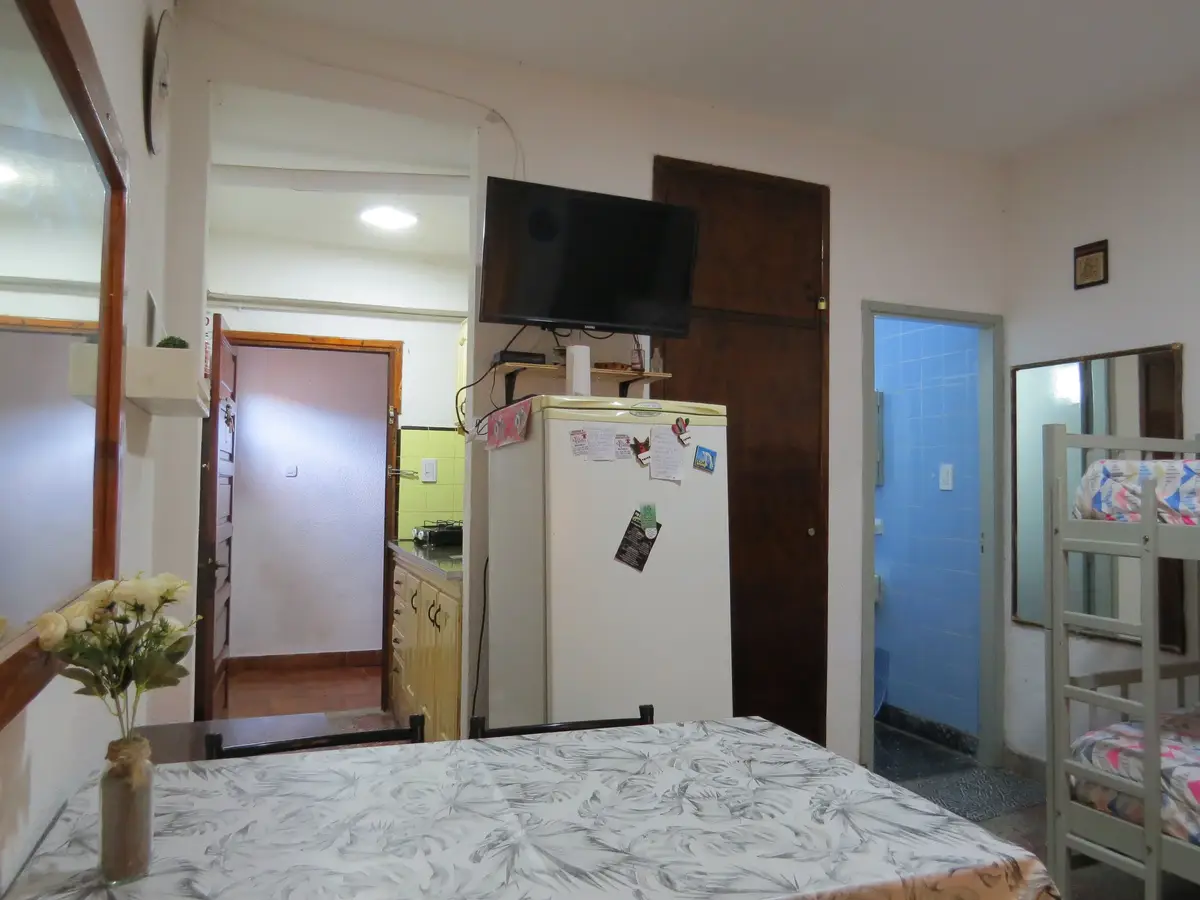 Monoambiente con patio propio – Excelente ubicación, Las Toninas - Imagen 1