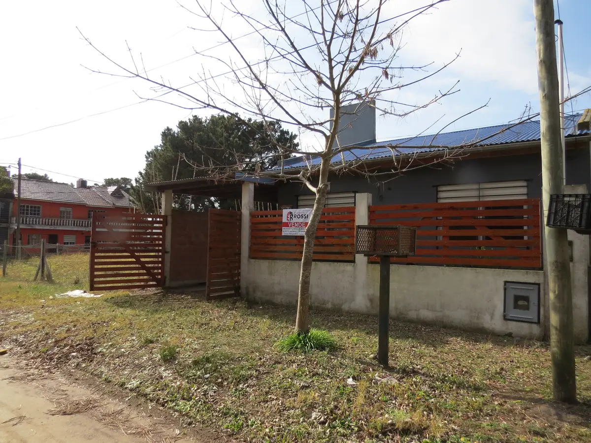 Casa en Barrio Tranquilo – Calle 9 N° 2122, Las Toninas