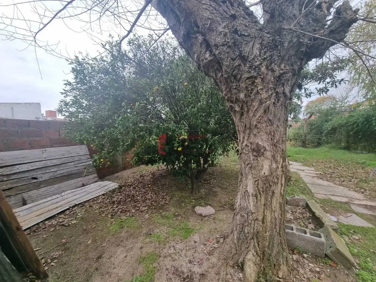 Casa con importante terreno en Mar de Ajo - Imagen 3