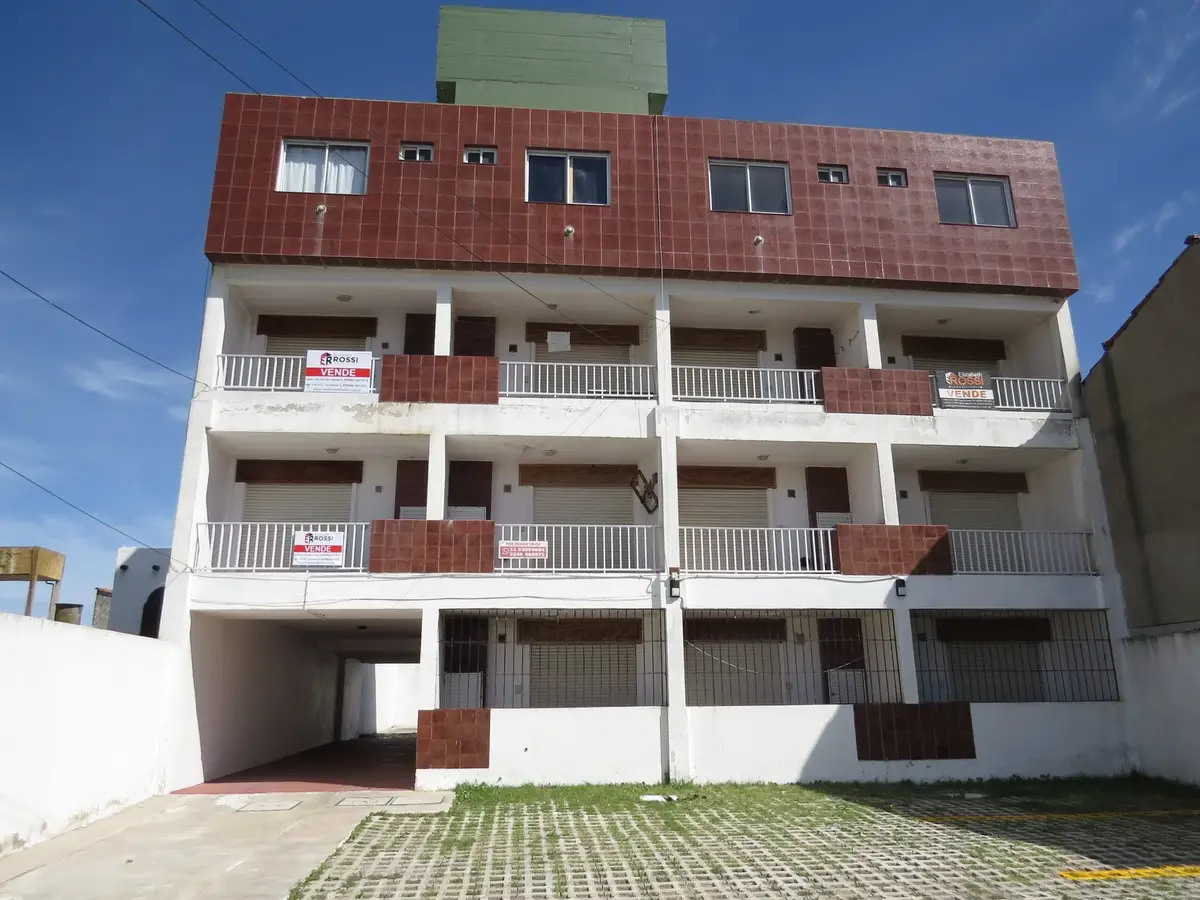 Vista al Mar y Cochera Propia – Calle Costanera N° 1051, Las Toninas