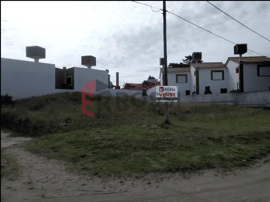 Lote Céntrico a 3 Cuadras del Mar – Calle 40 Esq. 5, Las Toninas - Imagen 4