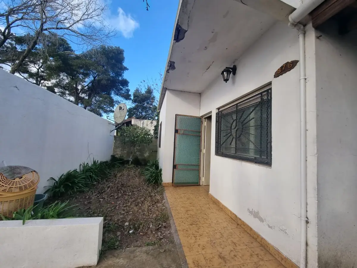 Con Patio, Cochera y Amueblada – Calle 48 N° 876 UF 3, Las Toninas - Imagen 3