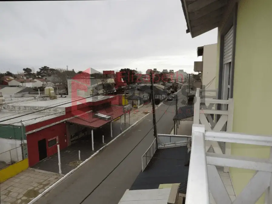 Oportunidad única: 10 departamentos + 4 locales – Esquina Calle 1 y 34, Las Toninas - Imagen 1